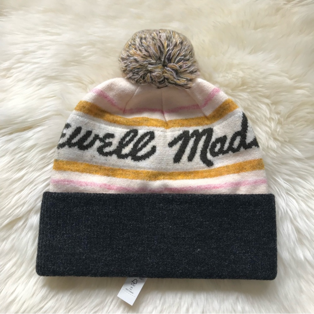 NWT Madewell Retro Pom-Pom Beanie